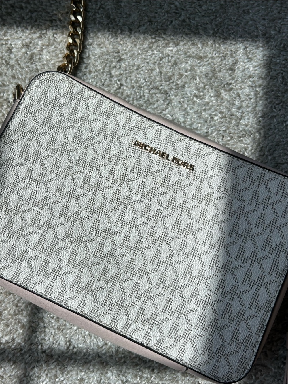 MICHAEL KORS White with Light Pink Trim Logo Crossbody
